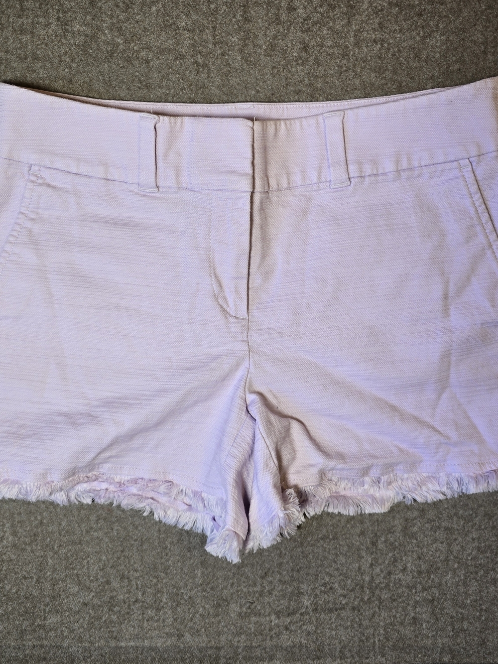 LOFT Women’s Pastel Lilac Frayed Hem Textured Shorts Size 2